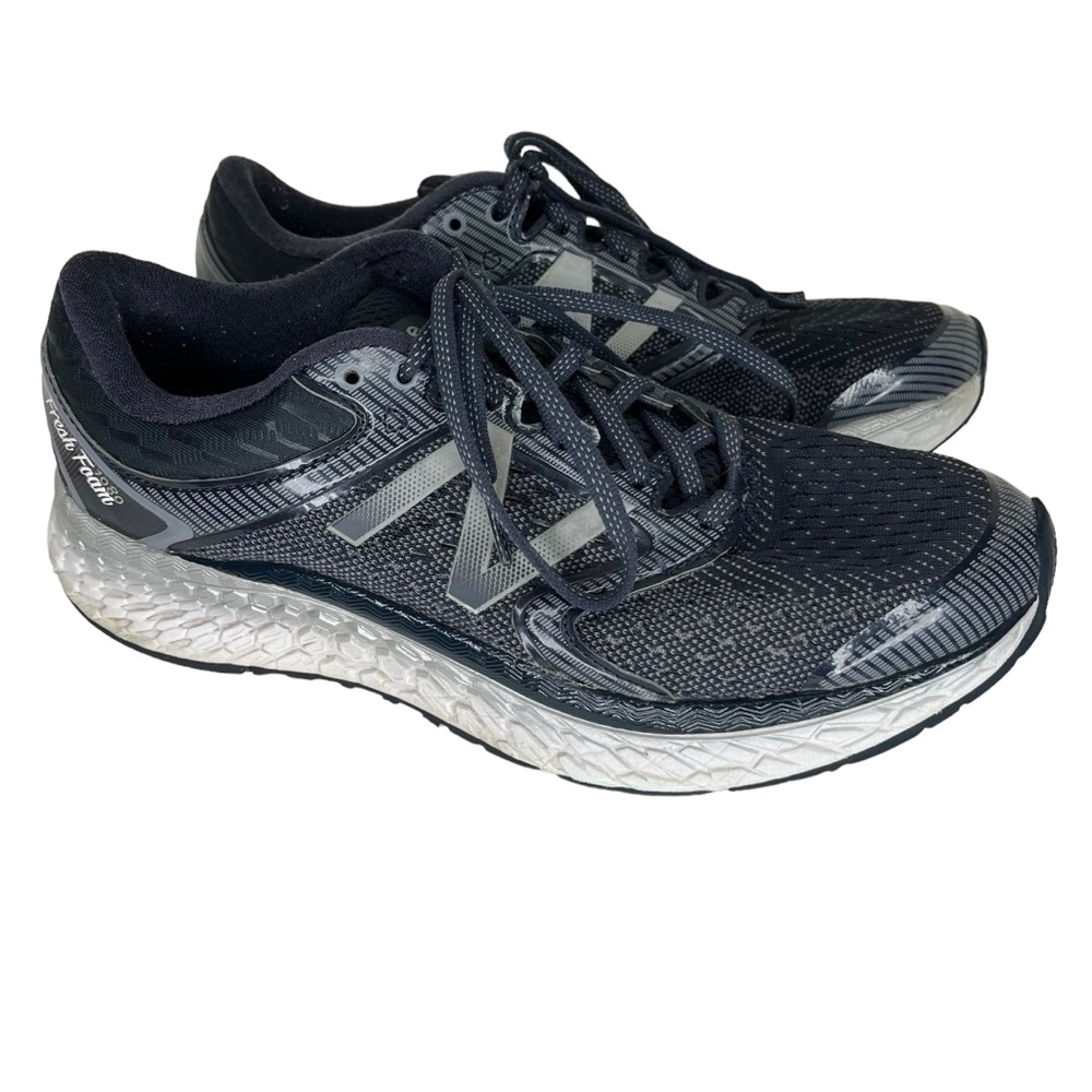 Women’s New Balance Gray and Blue Sneakers Size 9.5